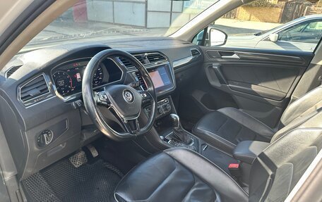 Volkswagen Tiguan II, 2018 год, 1 840 000 рублей, 10 фотография