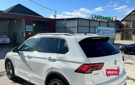 Volkswagen Tiguan II, 2018 год, 1 840 000 рублей, 5 фотография