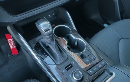 Toyota Highlander, 2025 год, 5 870 000 рублей, 17 фотография