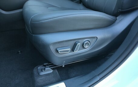 Toyota Highlander, 2025 год, 5 870 000 рублей, 26 фотография