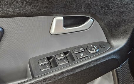 KIA Sportage III, 2011 год, 1 050 000 рублей, 16 фотография