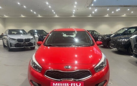 KIA cee'd III, 2013 год, 1 135 000 рублей, 2 фотография