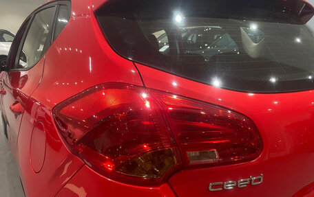 KIA cee'd III, 2013 год, 1 135 000 рублей, 22 фотография