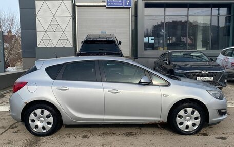 Opel Astra J, 2014 год, 650 000 рублей, 6 фотография