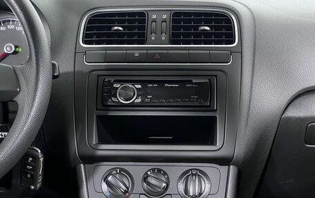 Volkswagen Polo VI (EU Market), 2011 год, 699 000 рублей, 16 фотография