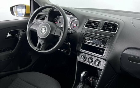 Volkswagen Polo VI (EU Market), 2011 год, 699 000 рублей, 13 фотография