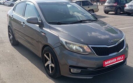 KIA Rio III рестайлинг, 2015 год, 980 000 рублей, 15 фотография