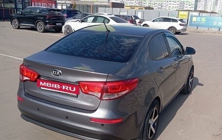 KIA Rio III рестайлинг, 2015 год, 980 000 рублей, 17 фотография
