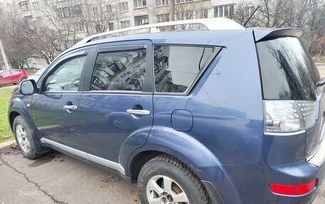 Mitsubishi Outlander III рестайлинг 3, 2007 год, 880 000 рублей, 4 фотография