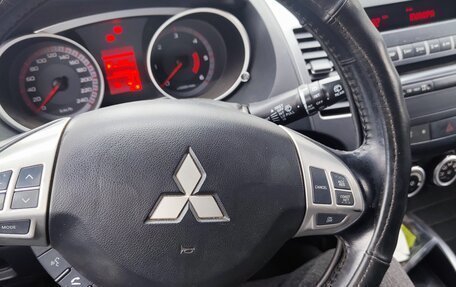 Mitsubishi Outlander III рестайлинг 3, 2007 год, 880 000 рублей, 8 фотография