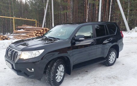 Toyota Land Cruiser Prado 150 рестайлинг 2, 2018 год, 4 200 000 рублей, 4 фотография