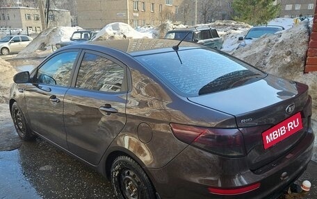 KIA Rio III рестайлинг, 2016 год, 880 000 рублей, 6 фотография