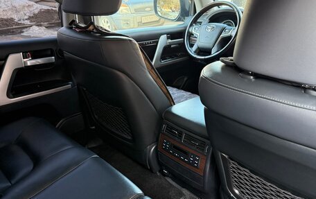 Toyota Land Cruiser 200, 2018 год, 7 600 000 рублей, 14 фотография