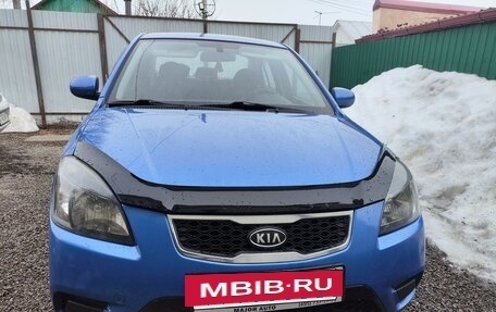 KIA Rio II, 2011 год, 670 000 рублей, 2 фотография