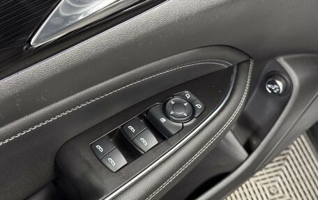 Opel Insignia II рестайлинг, 2018 год, 1 699 000 рублей, 12 фотография