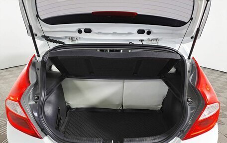 Hyundai Solaris II рестайлинг, 2012 год, 800 000 рублей, 12 фотография