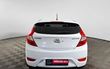 Hyundai Solaris II рестайлинг, 2012 год, 800 000 рублей, 7 фотография