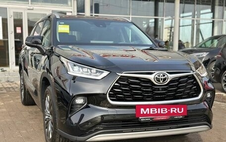 Toyota Highlander, 2026 год, 5 700 000 рублей, 4 фотография
