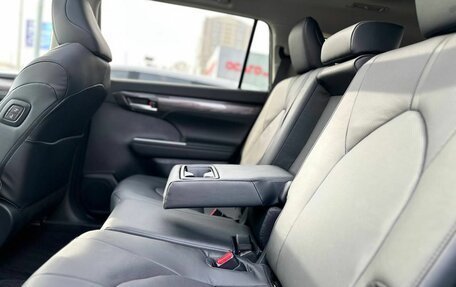 Toyota Highlander, 2026 год, 5 700 000 рублей, 23 фотография