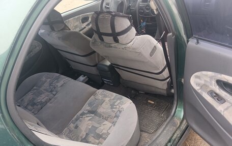 Mitsubishi Carisma I, 1997 год, 130 000 рублей, 7 фотография