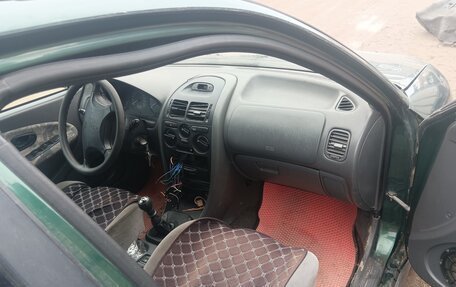 Mitsubishi Carisma I, 1997 год, 130 000 рублей, 6 фотография