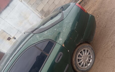 Mitsubishi Carisma I, 1997 год, 130 000 рублей, 3 фотография