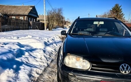 Volkswagen Golf IV, 2001 год, 240 000 рублей, 2 фотография