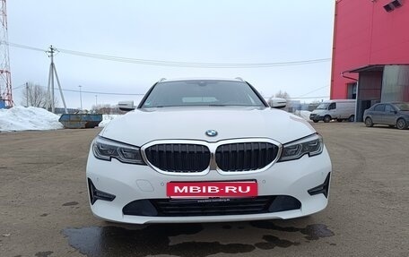 BMW 3 серия, 2020 год, 2 800 000 рублей, 4 фотография