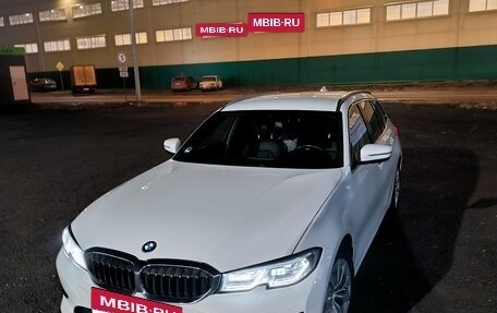 BMW 3 серия, 2020 год, 2 800 000 рублей, 14 фотография