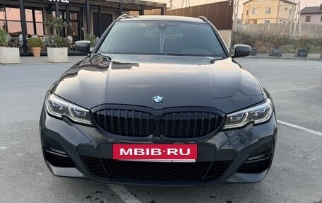 BMW 3 серия, 2019 год, 4 300 000 рублей, 2 фотография