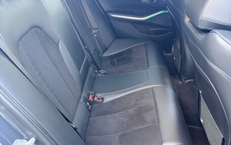 BMW 3 серия, 2019 год, 4 300 000 рублей, 19 фотография