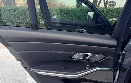 BMW 3 серия, 2019 год, 4 300 000 рублей, 17 фотография