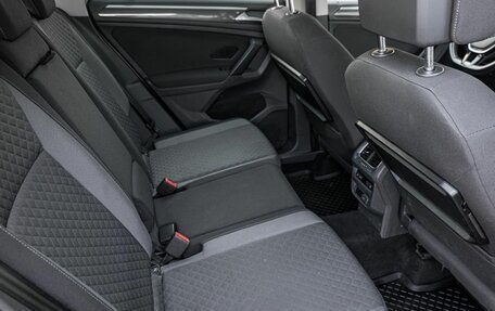 Volkswagen Tiguan II, 2017 год, 1 880 200 рублей, 8 фотография