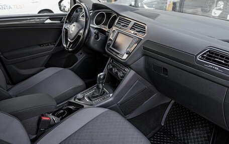 Volkswagen Tiguan II, 2017 год, 1 880 200 рублей, 6 фотография