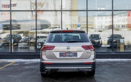 Volkswagen Tiguan II, 2017 год, 1 880 200 рублей, 4 фотография