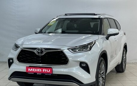 Toyota Highlander, 2025 год, 5 630 000 рублей, 1 фотография