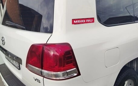 Toyota Land Cruiser 200, 2011 год, 3 350 000 рублей, 5 фотография