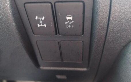 Toyota Land Cruiser 200, 2011 год, 3 350 000 рублей, 9 фотография