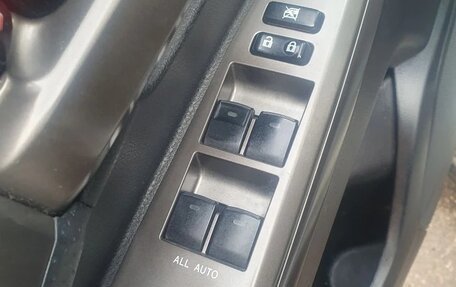 Toyota Land Cruiser 200, 2011 год, 3 350 000 рублей, 19 фотография