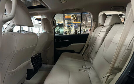 Toyota Land Cruiser, 2022 год, 12 999 990 рублей, 13 фотография