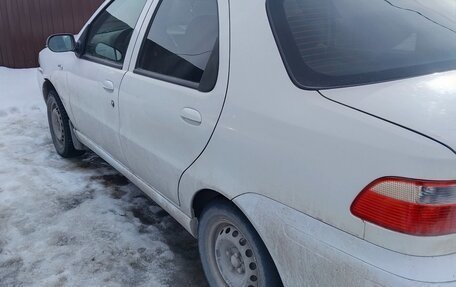 Fiat Albea I рестайлинг, 2012 год, 190 000 рублей, 2 фотография