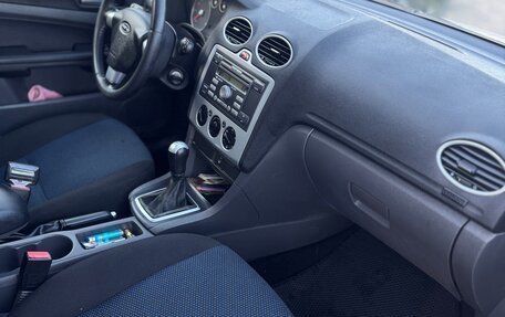 Ford Focus II рестайлинг, 2006 год, 430 000 рублей, 15 фотография