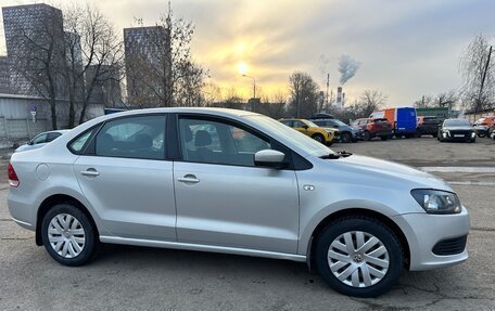Volkswagen Polo VI (EU Market), 2014 год, 930 000 рублей, 2 фотография