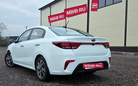 KIA Rio IV, 2017 год, 1 380 000 рублей, 3 фотография