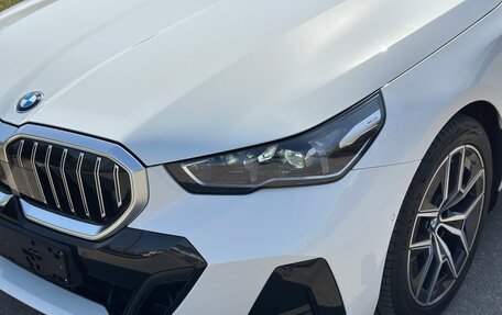 BMW 5 серия, 2024 год, 6 950 000 рублей, 18 фотография