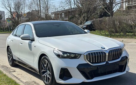 BMW 5 серия, 2024 год, 6 950 000 рублей, 23 фотография