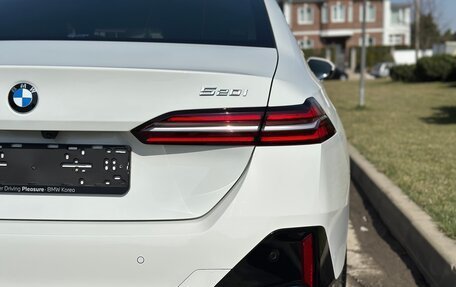 BMW 5 серия, 2024 год, 6 950 000 рублей, 38 фотография