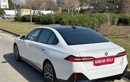 BMW 5 серия, 2024 год, 6 950 000 рублей, 24 фотография