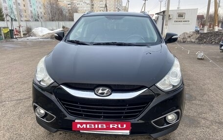Hyundai ix35 I рестайлинг, 2013 год, 895 000 рублей, 2 фотография