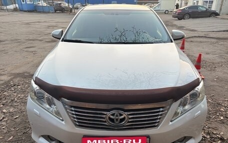 Toyota Camry, 2012 год, 1 300 000 рублей, 5 фотография